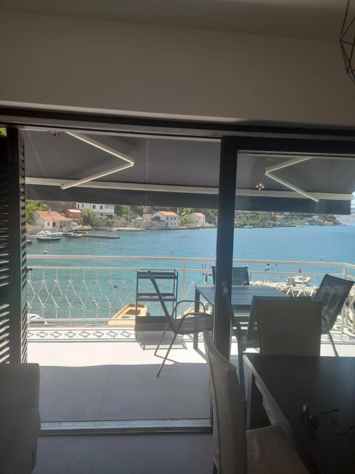 Apartmani Pulic Senj  Exteriör bild