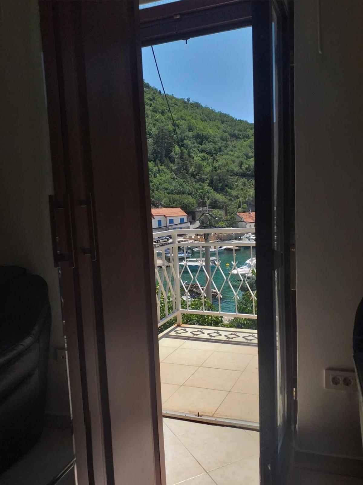 Apartmani Pulic Senj  Exteriör bild