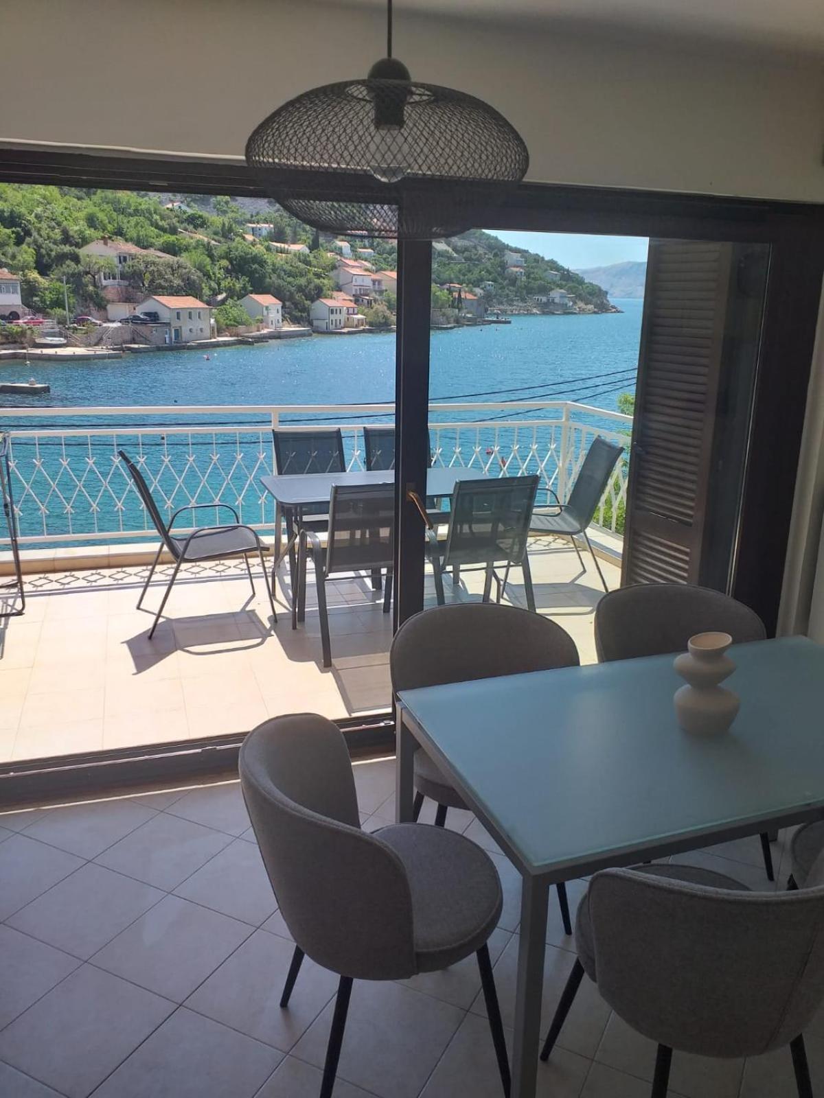 Apartmani Pulic Senj  Exteriör bild