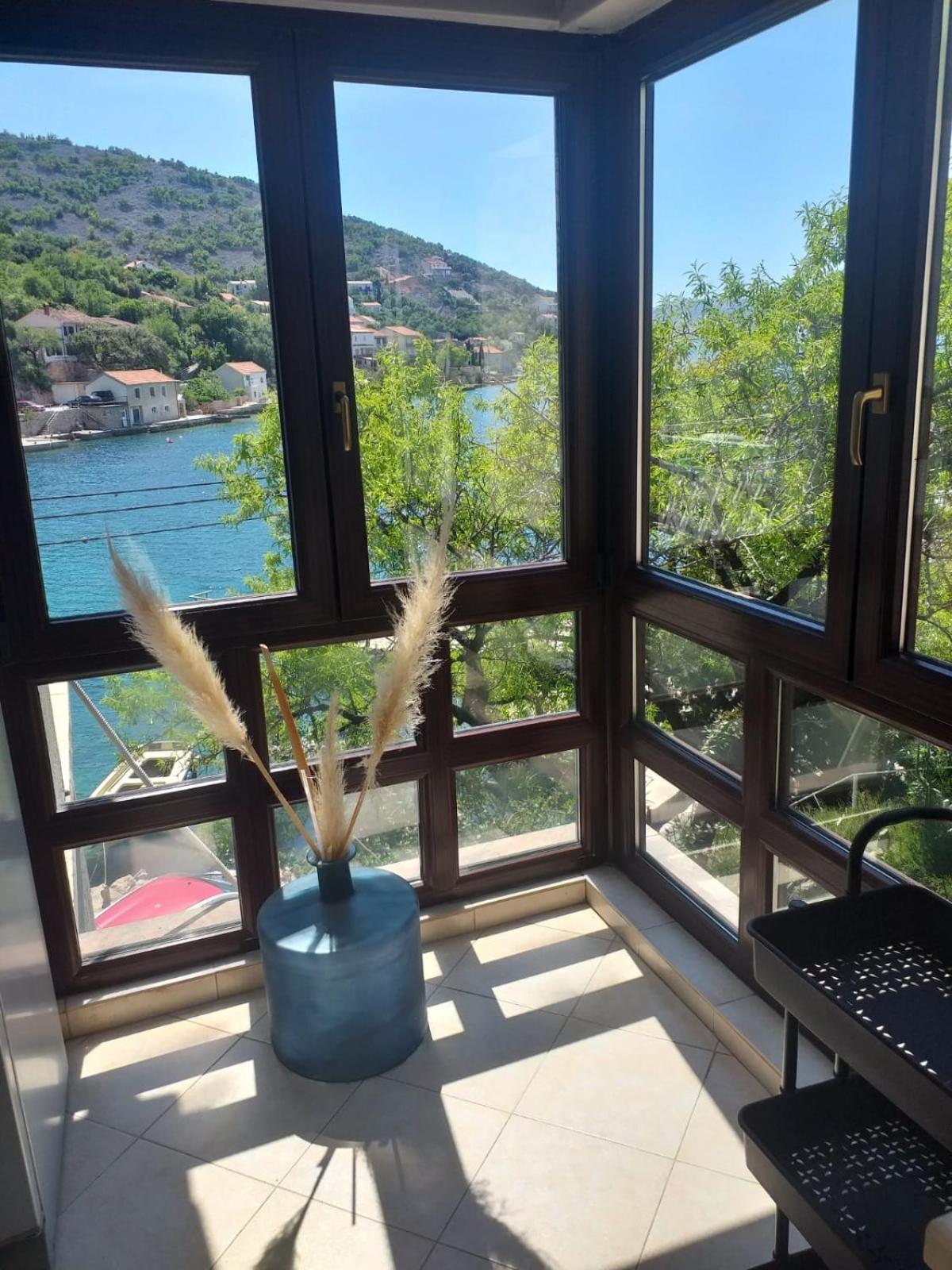 Apartmani Pulic Senj  Exteriör bild